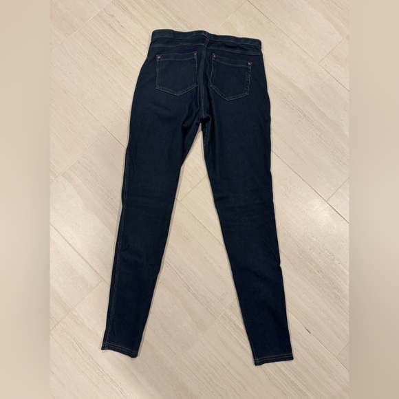 Simply Vera Wang Skinny Dark Blue Jeans Size‎ Small - Picture 3 of 9